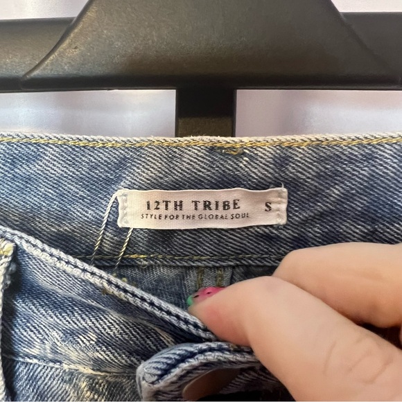 12th Tribe Two Tone High Rise Acid Wash Straight Leg Jeans, size Small NWT - Picture 2 of 7